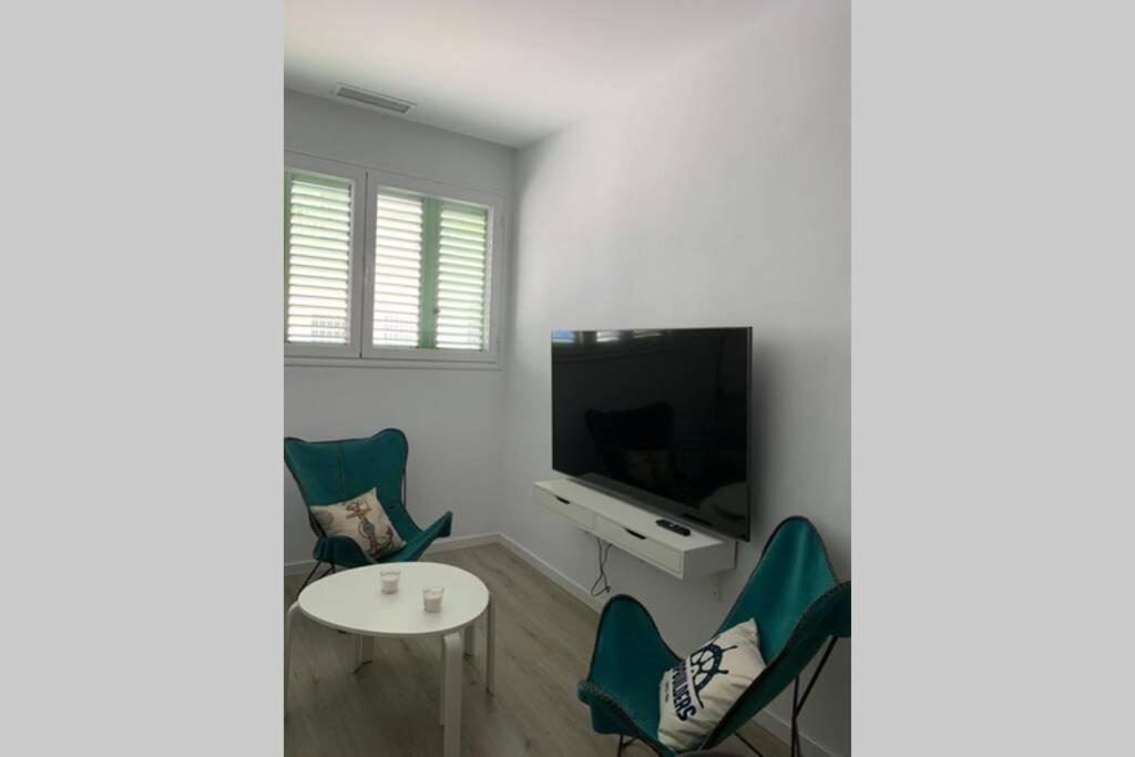 Apartamento Paseo De La Carihuela Torremolinos Buitenkant foto